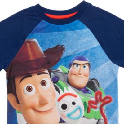 Kleidung f&uuml;r Jungen  JETZT KAUFEN